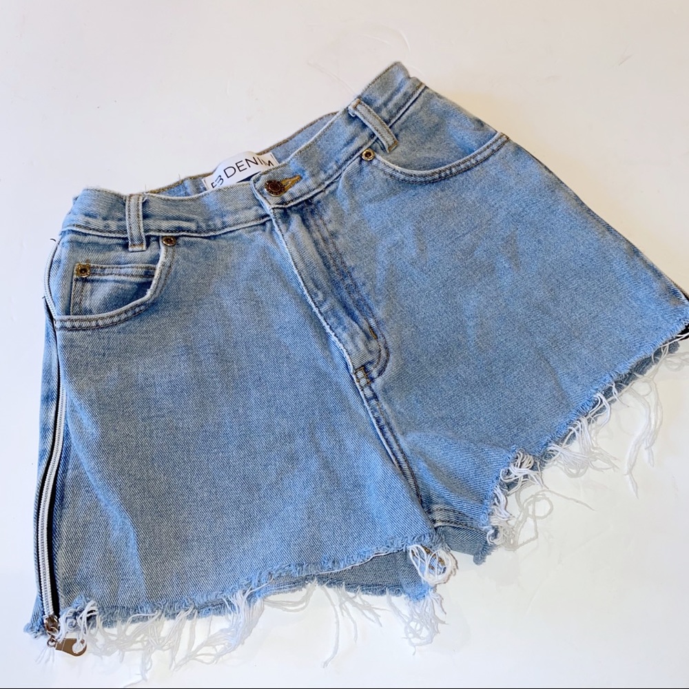 EBDenim | Denim Shorts With Side Zipper Frayed Hem